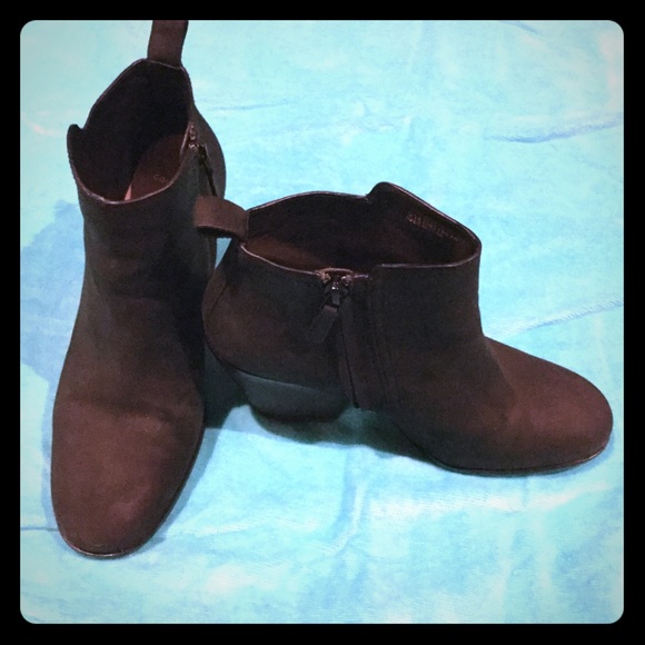 Cole Haan Grand OS Booties. Black Leather Size 8 - Picture 2 of 3